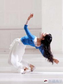 古丽米热舞蹈视频,民族风韵与现代舞姿的完美融合