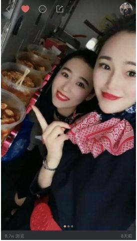 东航空姐视频,优雅微笑，传递空中温馨服务